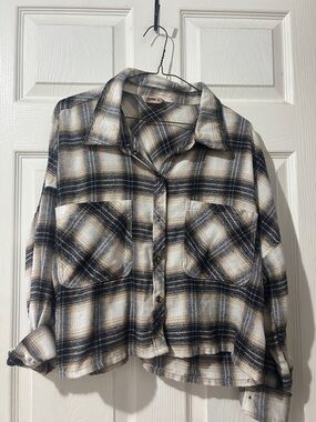 Cropped Plaid Button-Up
